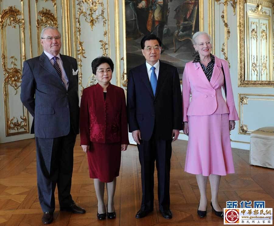 6月15日，中国国家主席胡锦涛在丹麦首都哥本哈根会见丹麦女王玛格丽特二世。新华社记者.jpg