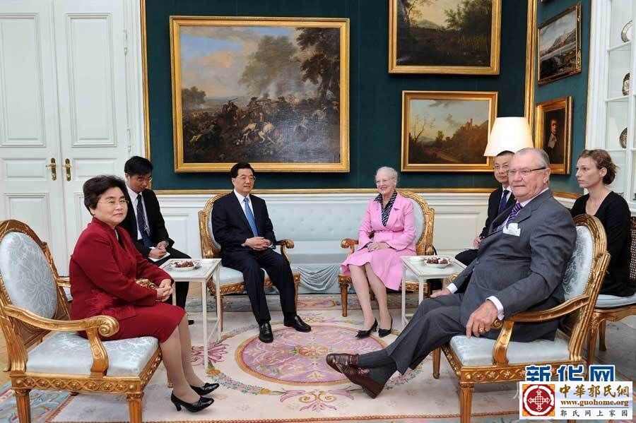 6月15日，中国国家主席胡锦涛在丹麦首都哥本哈根会见丹麦女王玛格丽特二世。新华社记者.jpg