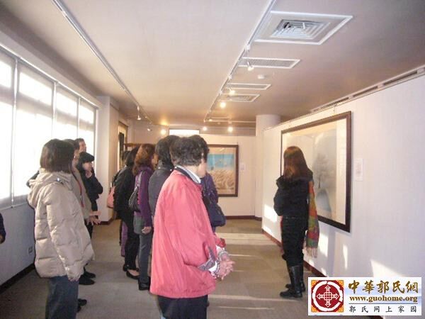 27郭关禅画全球巡回佛光山展 工作人员导览.JPG