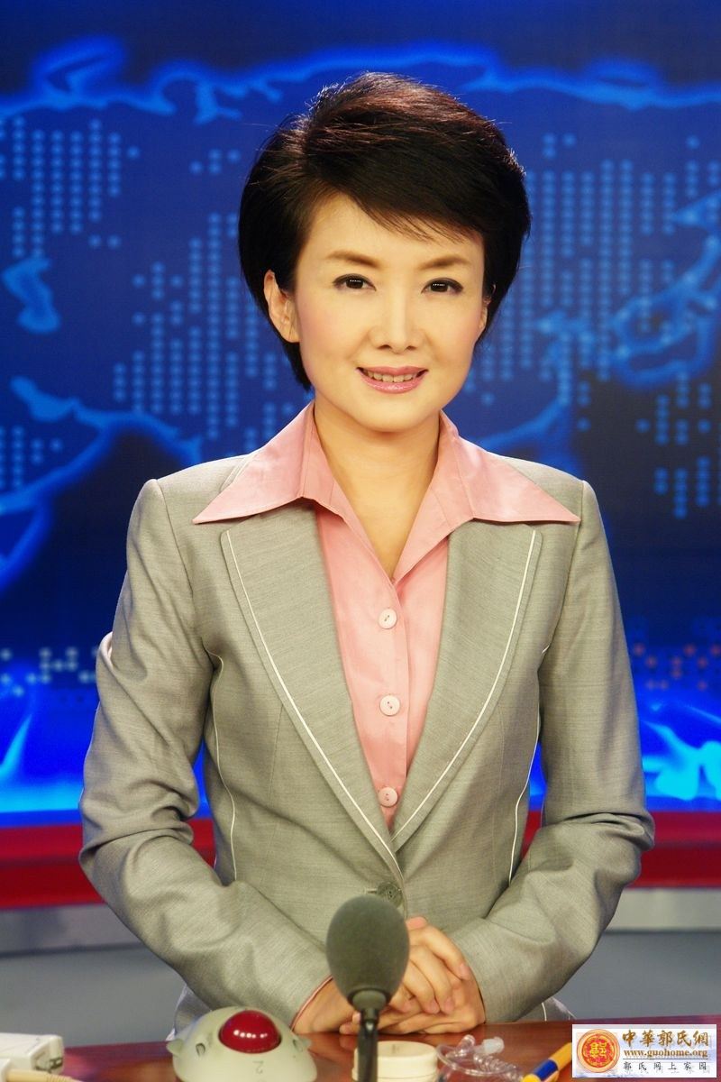 福建卫视新闻主播王亚舟.jpg