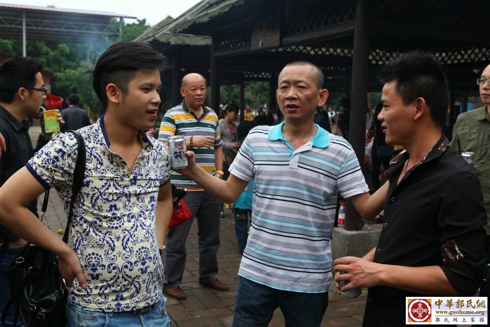 与年轻的宗亲沟通