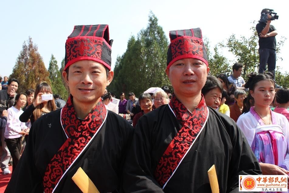 2012年祭奠子仪公