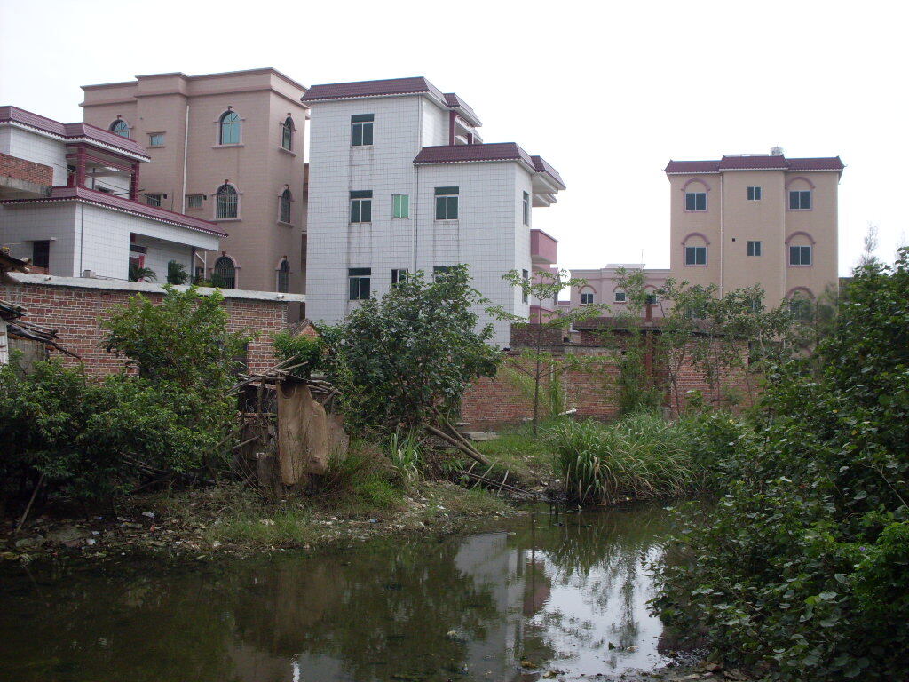 [原创]吴川滕蛟郭屋