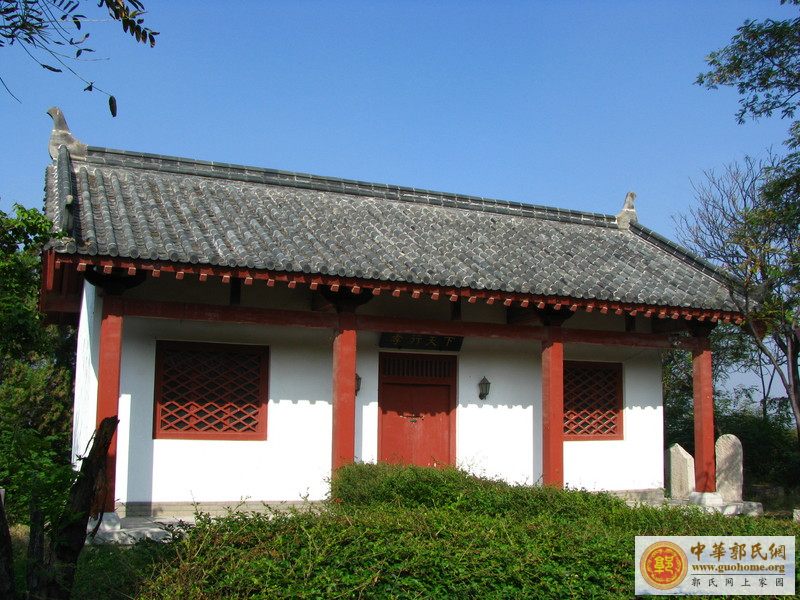 [转帖]孝堂山郭氏墓石祠